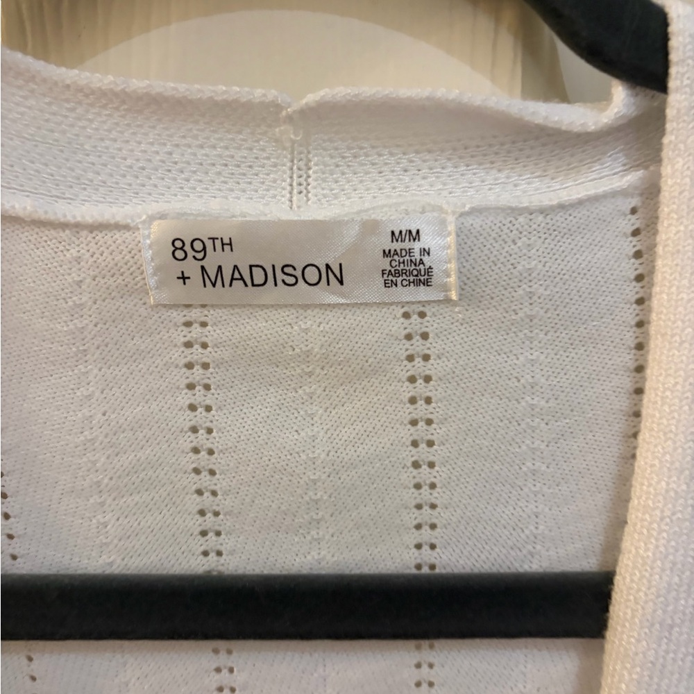 89th + Madison White Open Cardigan Gold Button Sleeve Size M Spring Lightweight - Picture 4 of 8